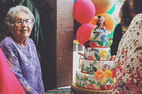 Mida kinkida vanaemale 75. sünnipäevaks ja rõõmustada .
